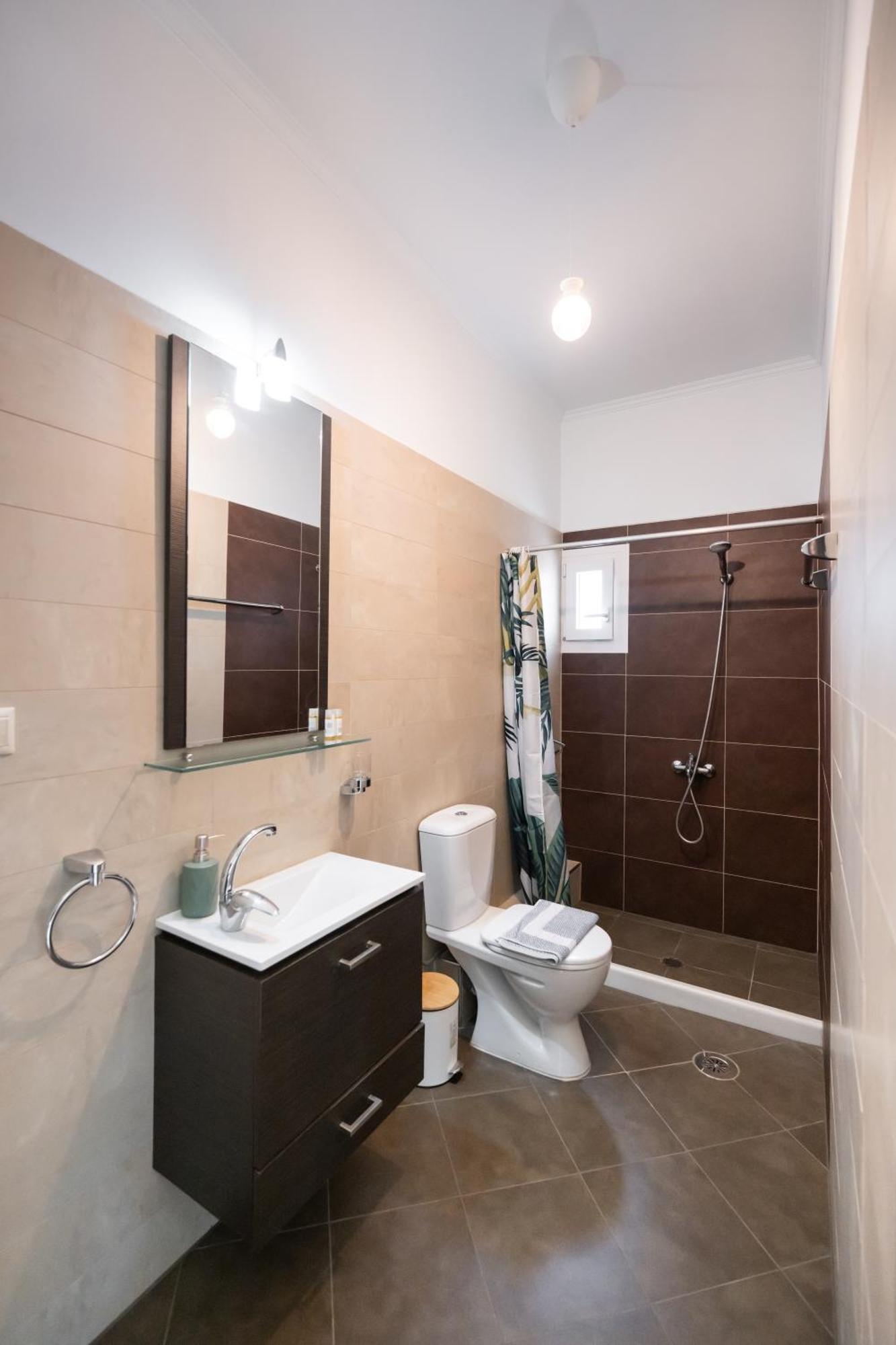 Apricus1 Apartment Apolpaina